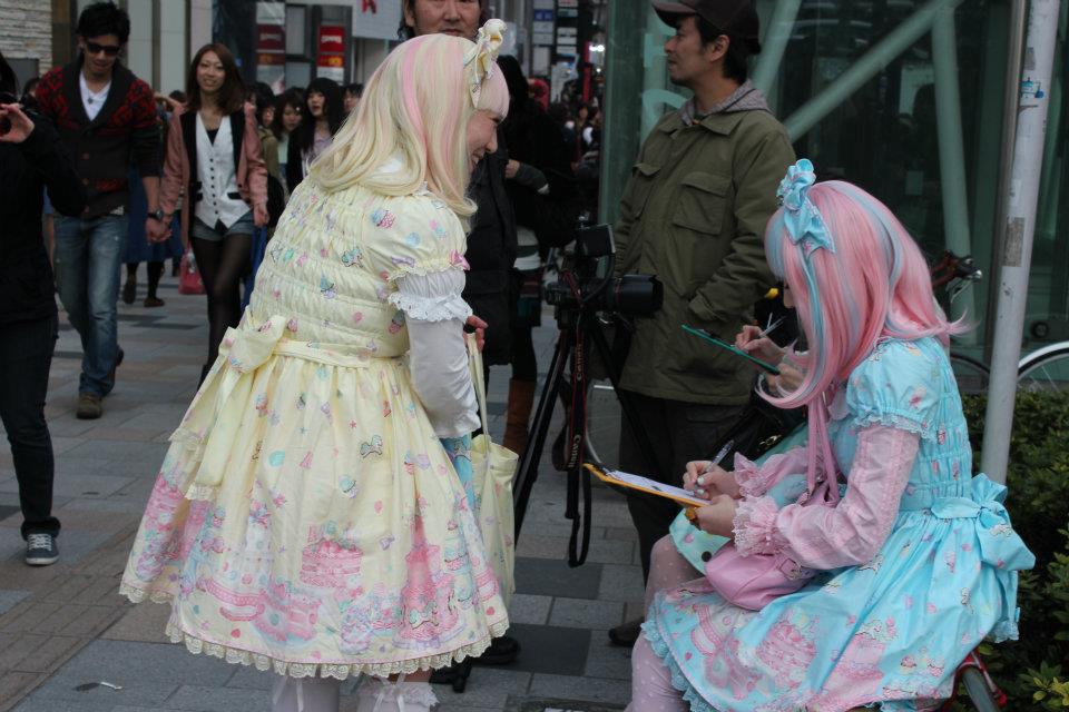 Harajuku girls dressed in Lolita